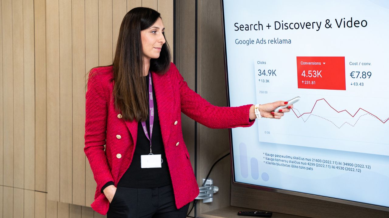 Vaida Lavrėnovienė. „Google Universal Analytics“ – saulėlydžio stadijoje, bet sėkmingai peršokti į naują 